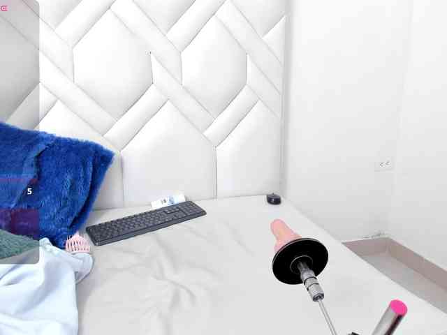 Analiaa18 webcam
