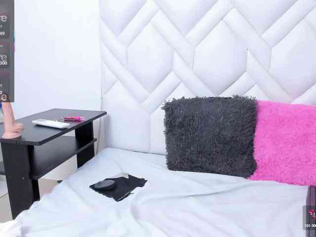 Analiaa18 webcam