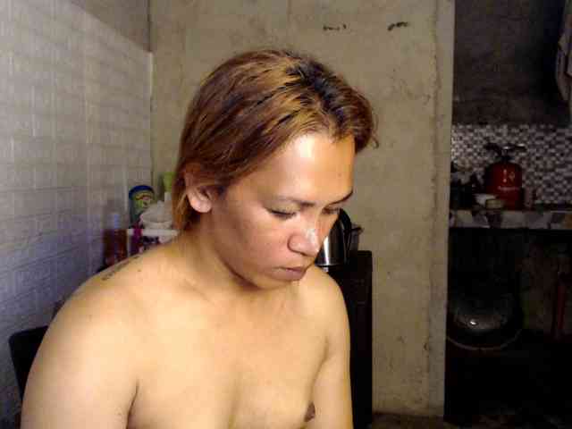 pop-mycherry Live Webcam on BongaCams