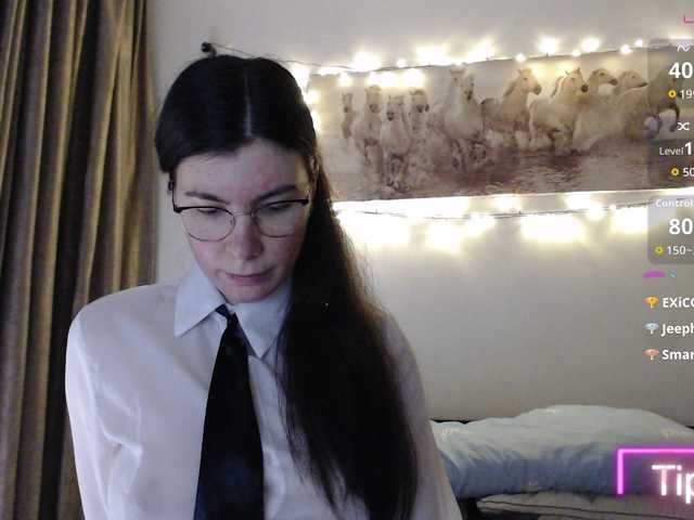 Elinor21's BongaCams show and profile