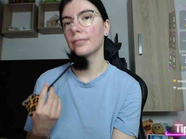 spicyPatchouli webcam