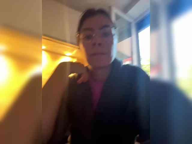 spicyPatchouli webcam