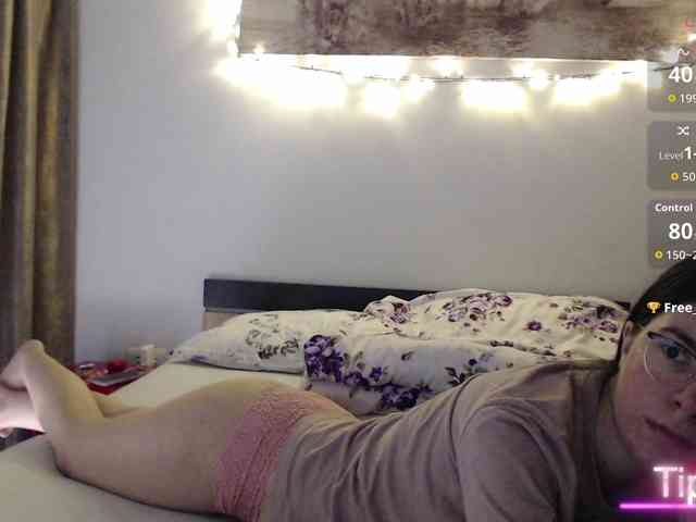 spicyPatchouli webcam