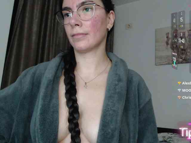 spicyPatchouli webcam