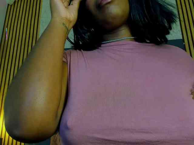 maiacharris webcam
