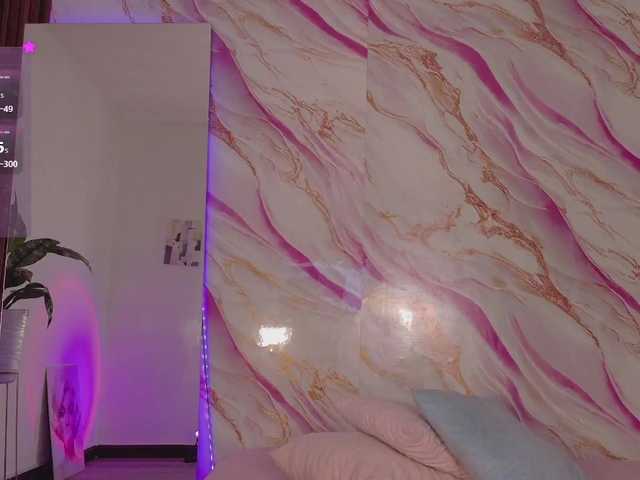 EimyAnistonCute's BongaCams show and profile