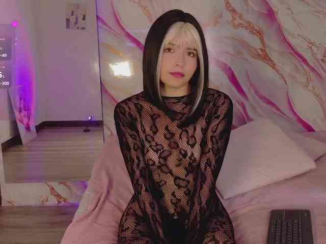 EimyAnistonCute webcam