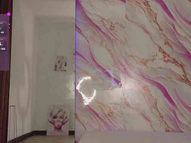 EimyAnistonCute webcam