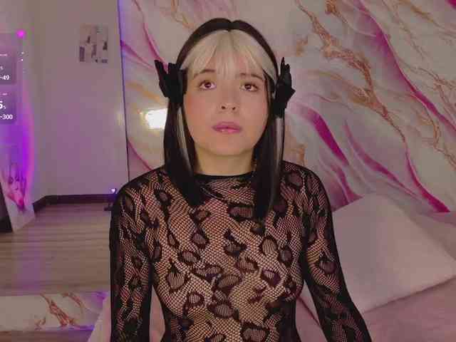 EimyAnistonCute webcam