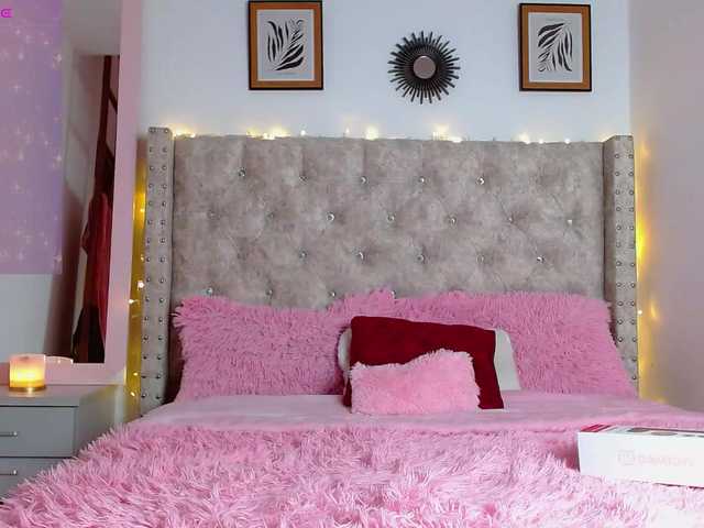 AmyRicci's BongaCams show and profile