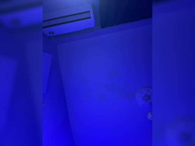 Karamelikaa's BongaCams show and profile