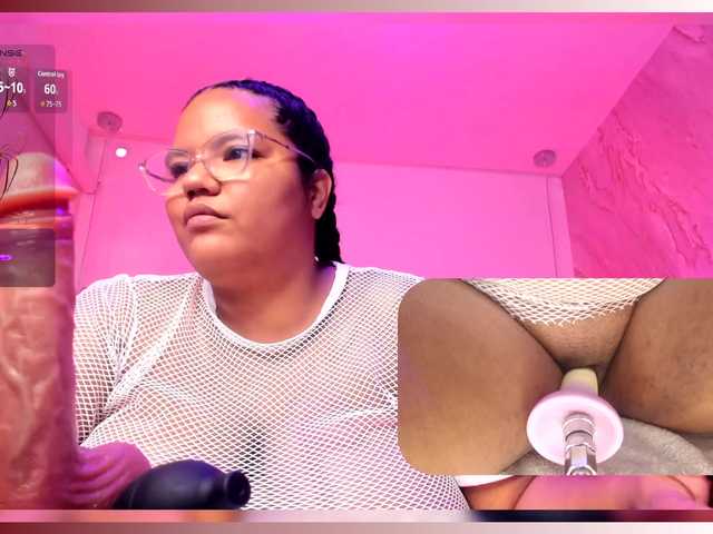 MhiaRey's BongaCams show and profile