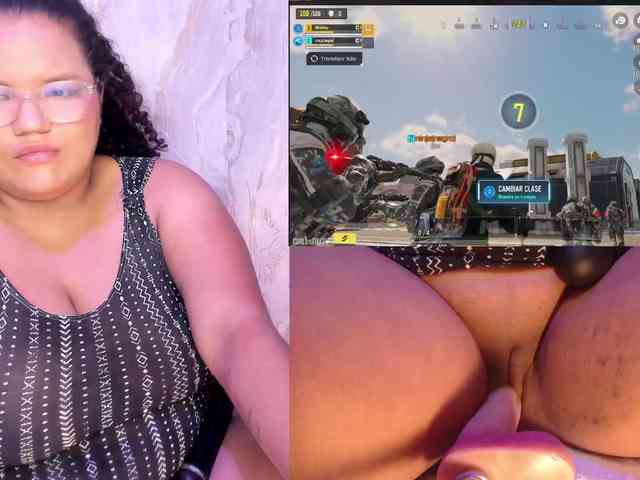 MhiaRey webcam