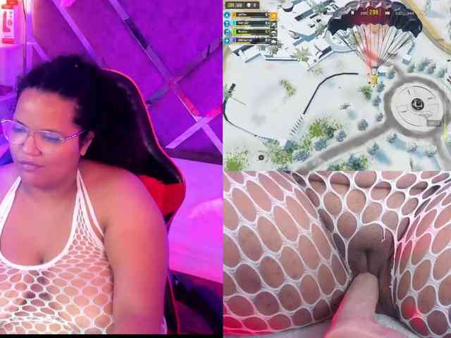 MhiaRey webcam