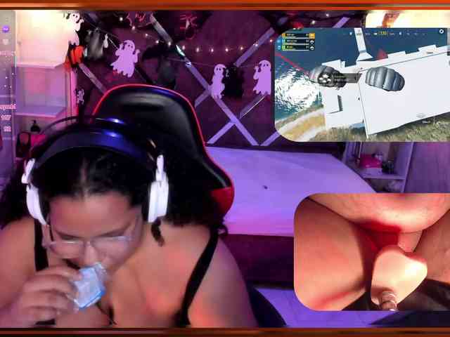 MhiaRey webcam
