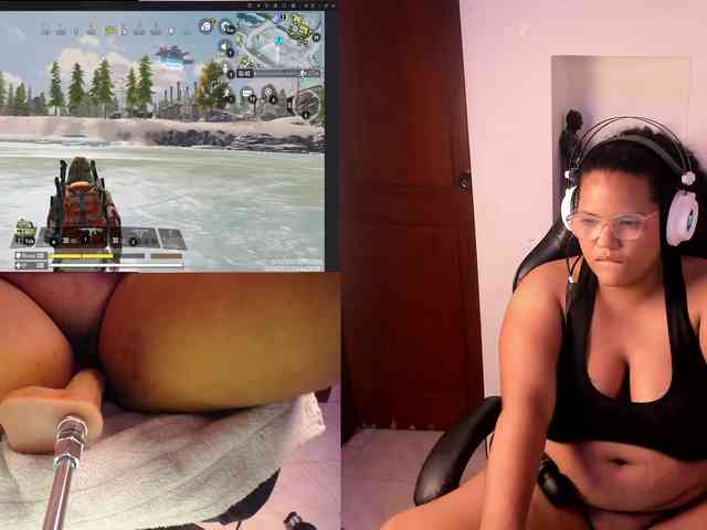 MhiaRey webcam