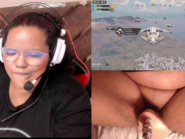 MhiaRey webcam