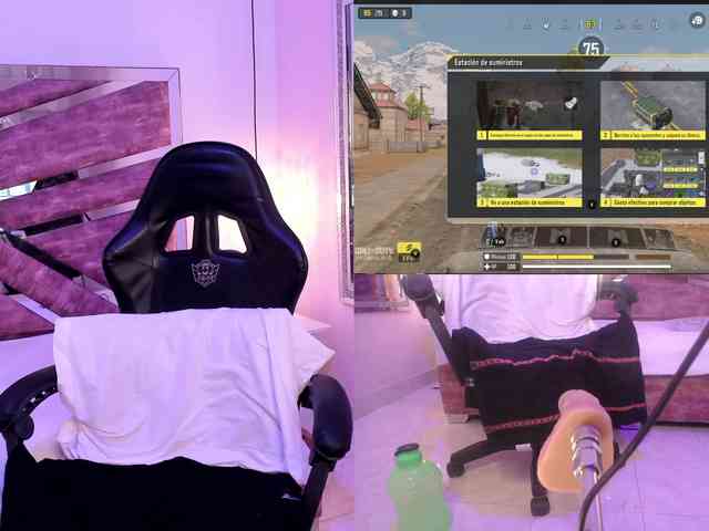 MhiaRey webcam