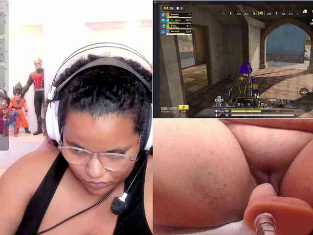 MhiaRey webcam