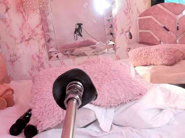 MhiaRey webcam