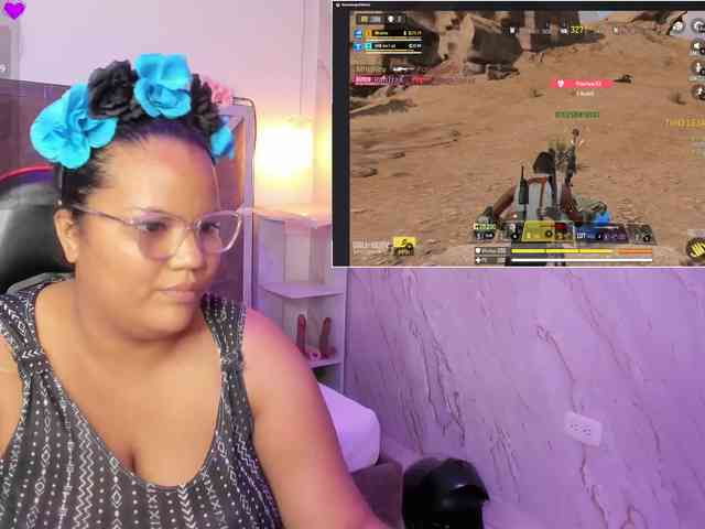 MhiaRey Live Webcam on BongaCams