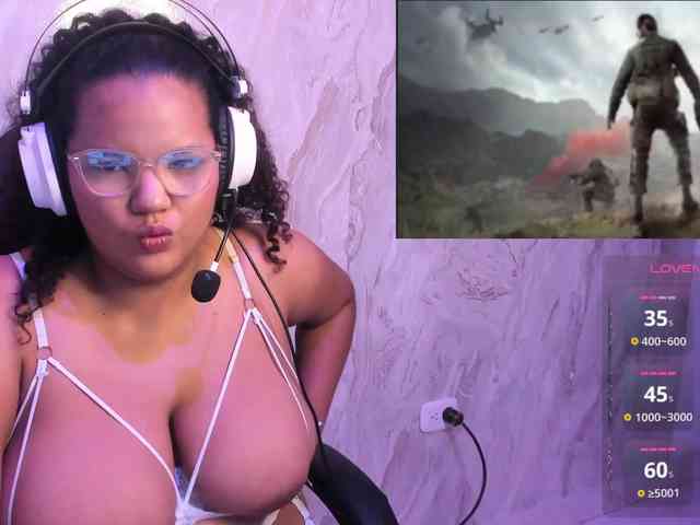 MhiaRey webcam