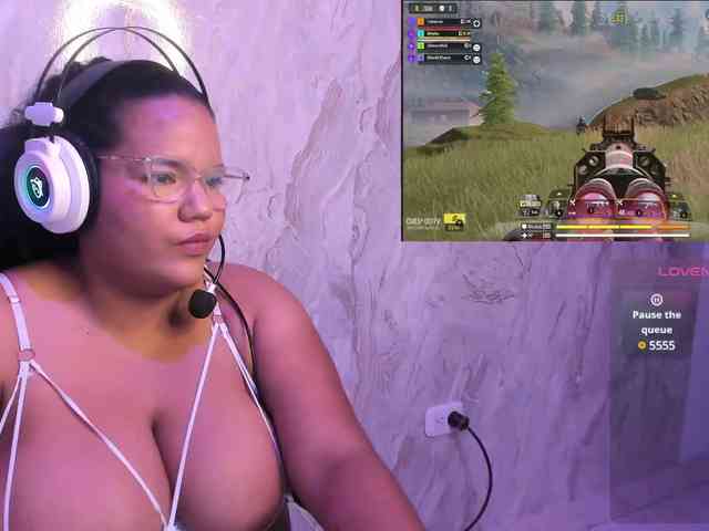 MhiaRey webcam