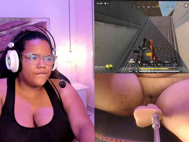 MhiaRey webcam