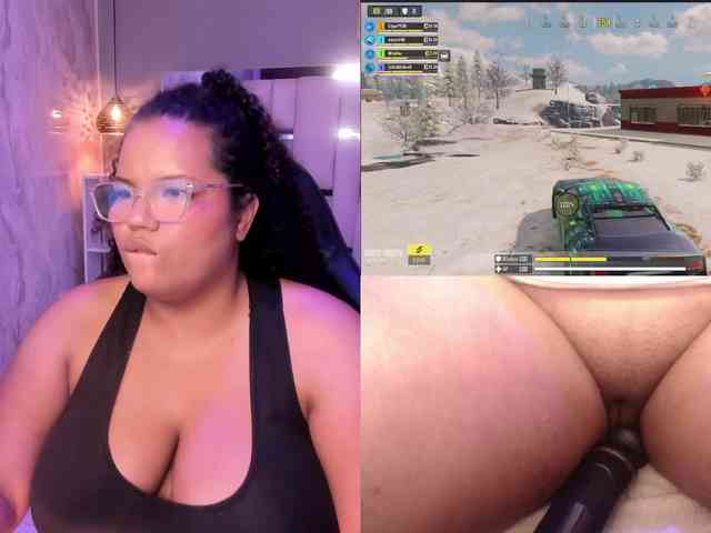 MhiaRey webcam