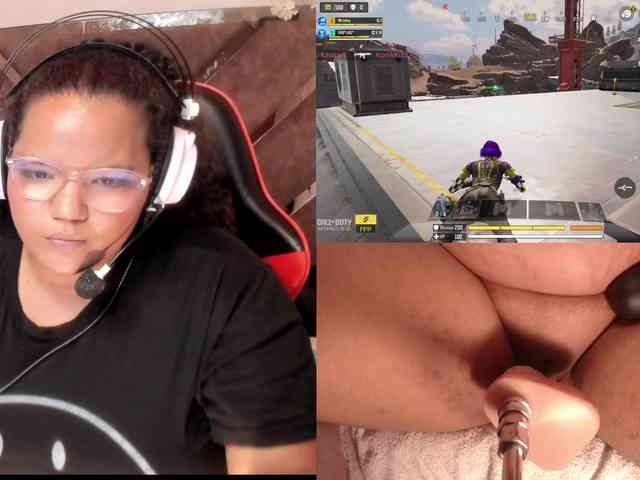 MhiaRey webcam