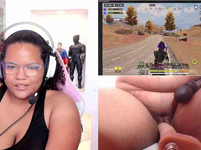 MhiaRey webcam