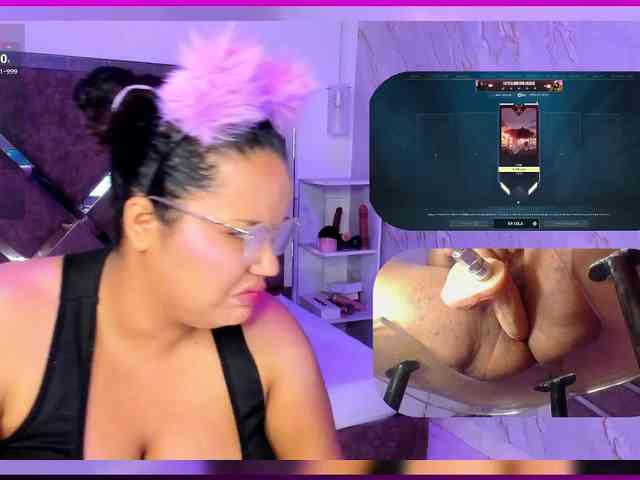 MhiaRey webcam