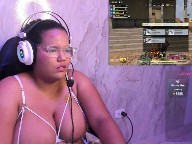 MhiaRey webcam