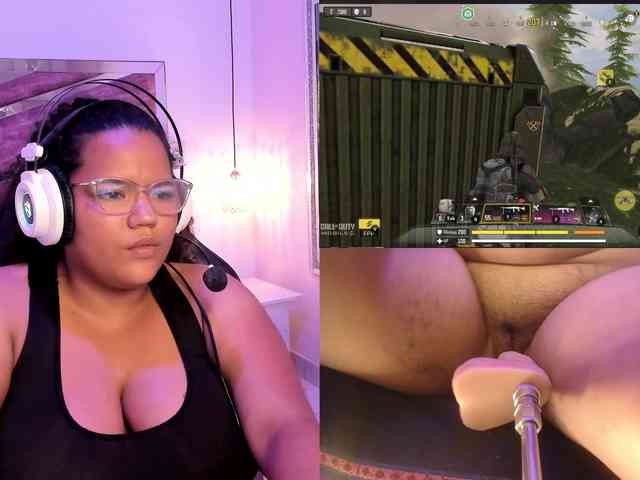 MhiaRey webcam
