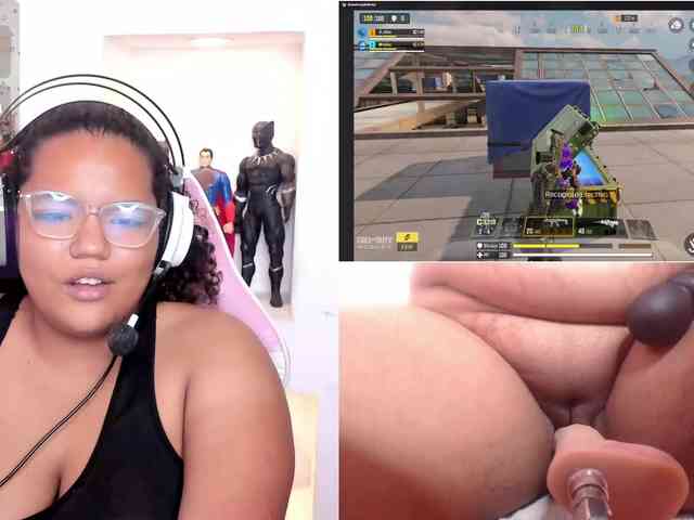 MhiaRey webcam