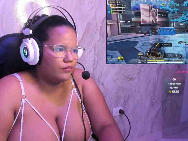 MhiaRey webcam