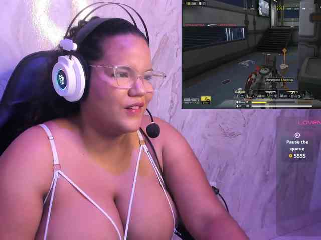 MhiaRey webcam