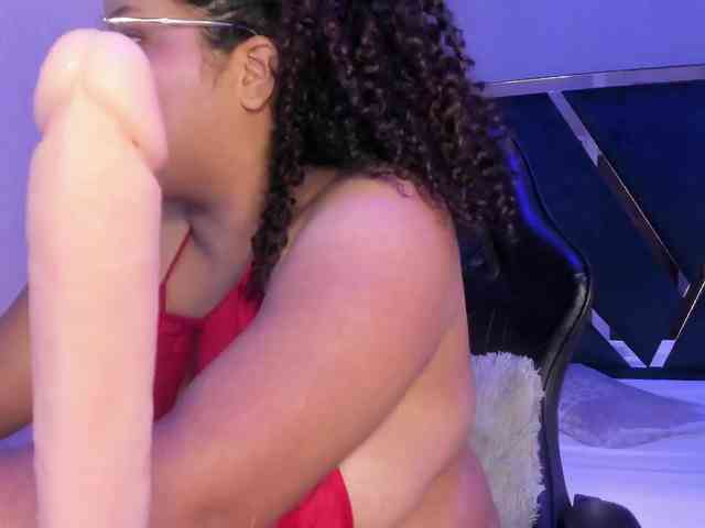 MhiaRey webcam