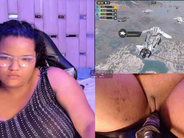 MhiaRey webcam