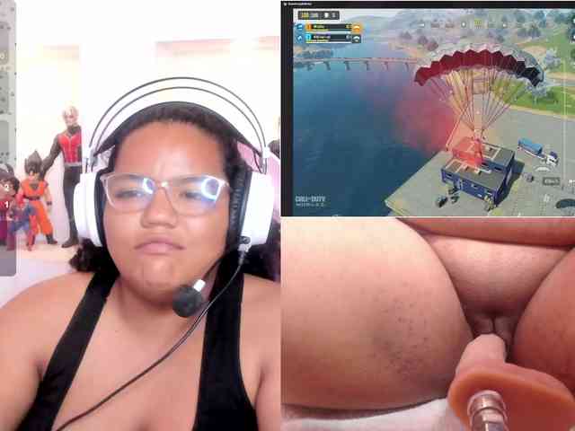 MhiaRey webcam