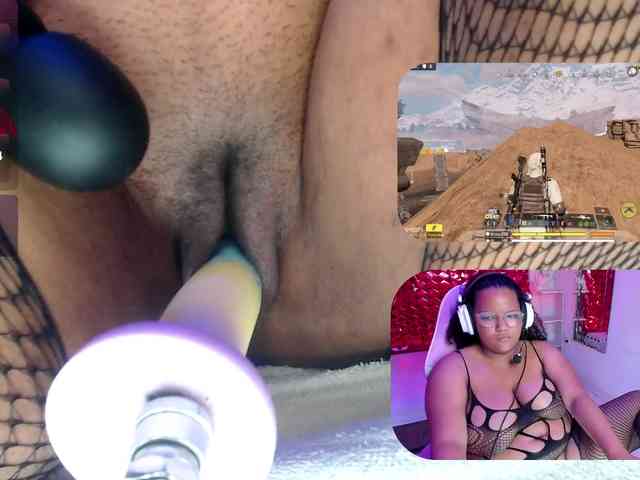 MhiaRey webcam