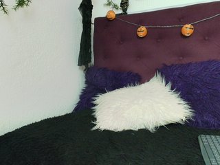 merlinaa-adams Porn Show