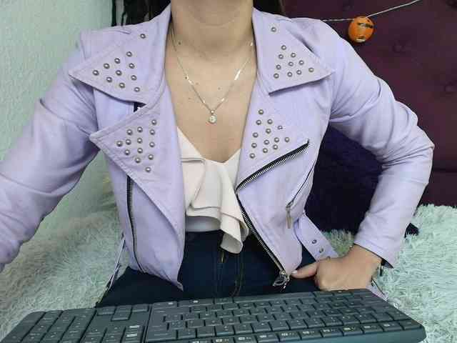 merlinaa-adams webcam