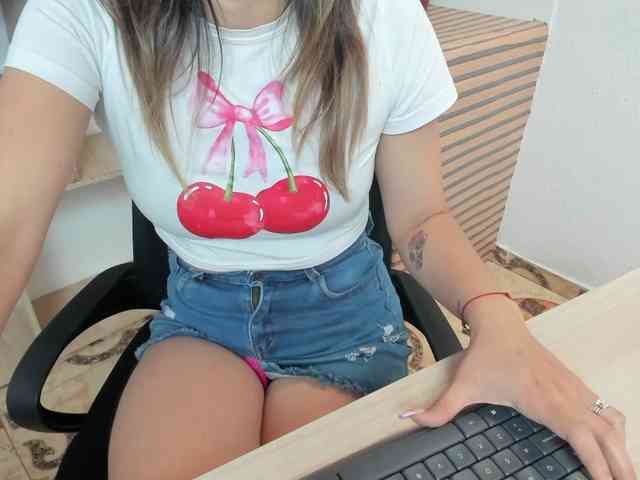 merlinaa-adams webcam