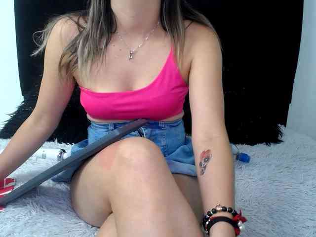merlinaa-adams webcam
