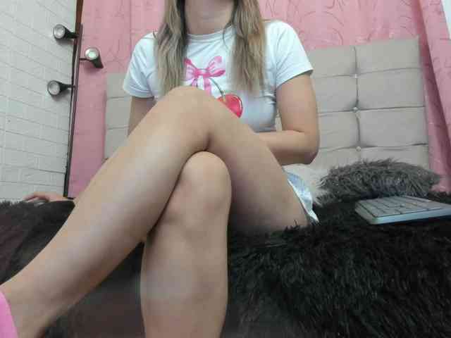 merlinaa-adams webcam