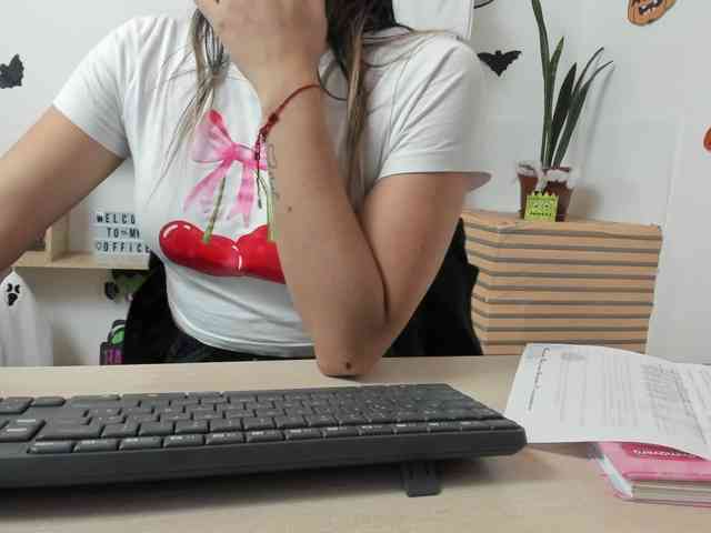 merlinaa-adams webcam