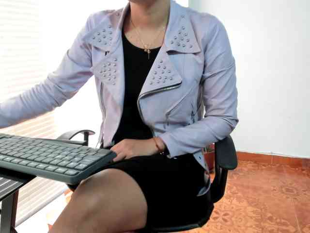 merlinaa-adams webcam