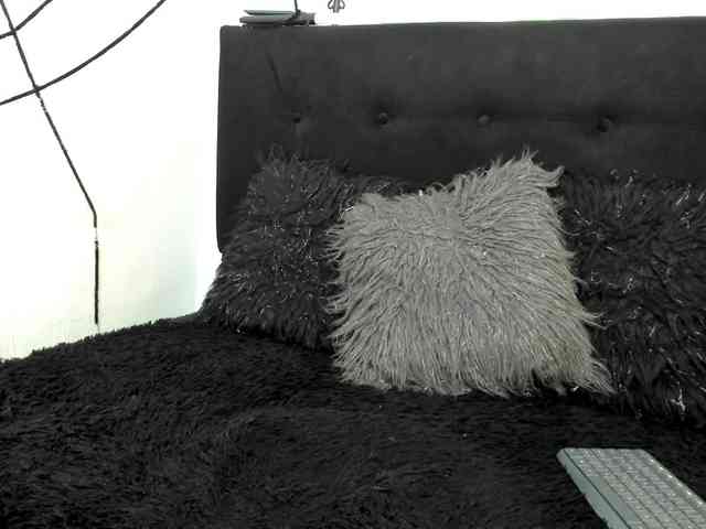 merlinaa-adams webcam