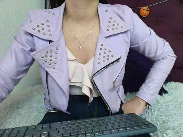 merlinaa-adams webcam